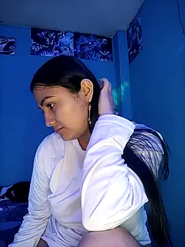 Nahiara velez online show from December 2, 10:55 pm