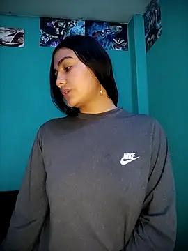 Nahiara velez online show from December 22, 11:27 pm