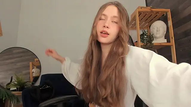 MaryannSoftt online show from November 20, 4:07 pm