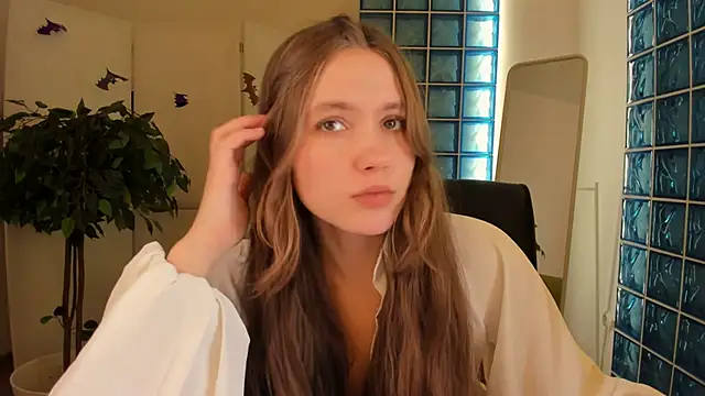 MaryannSoftt online show from October 30, 2:58 pm