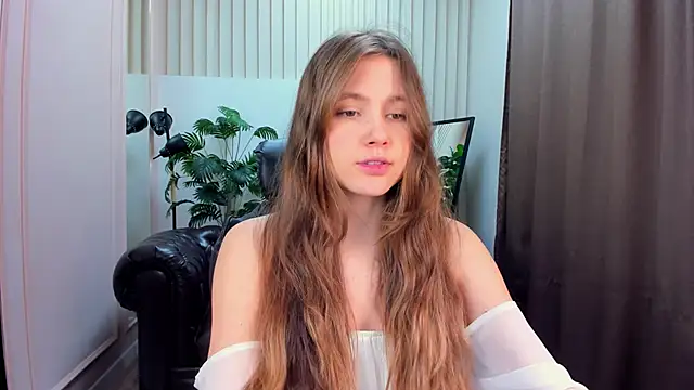 MaryannSoftt online show from February 1, 4:22 pm