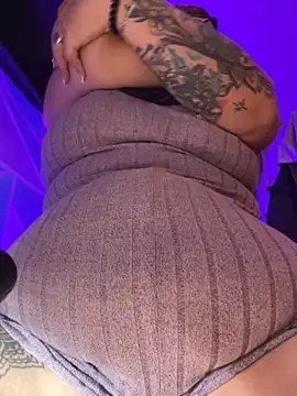 Snapshot of KinkyJessyHotxx chatting on October 22, 3:11 pm KinkyJessyHotxx online show from October 22, 3:11 pm