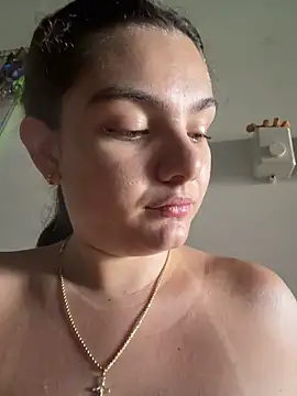 Snapshot of eva_y_marcelo chatting on July 2, 12:33 pm eva y marcelo online show from July 2, 12:33 pm
