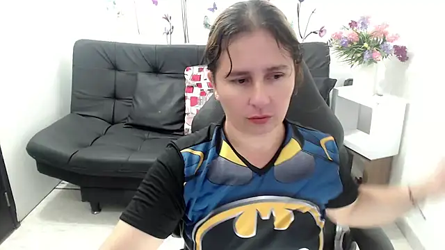 victoria jones online show from May 18, 1:49 pm