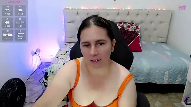 victoria jones online show from April 28, 1:59 pm