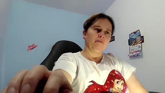 victoria jones online show from March 14, 12:55 pm