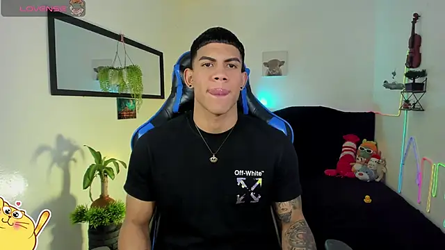 Damian latinxxx online show from February 26, 3:17 am