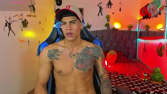 Snapshot of Damian_latinxxx chatting on September 24, 3:35 am Damian latinxxx online show from September 24, 3:35 am