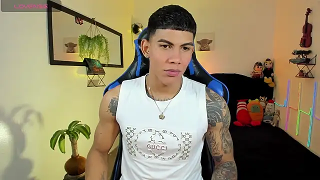 Damian latinxxx online show from March 18, 3:09 am