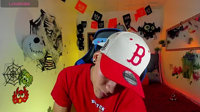 Snapshot of Damian_latinxxx chatting on October 10, 3:07 am Damian latinxxx online show from October 10, 3:07 am
