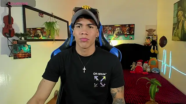 Damian latinxxx online show from April 11, 1:24 am