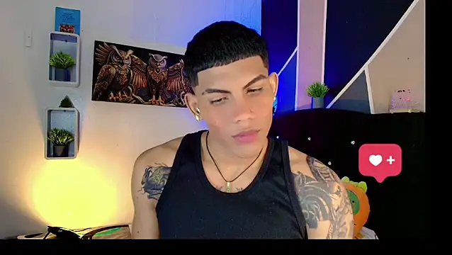 Snapshot of Damian_latinxxx chatting on March 23, 3:10 am Damian latinxxx online show from March 23, 3:10 am