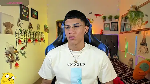 Damian latinxxx online show from January 9, 3:13 am