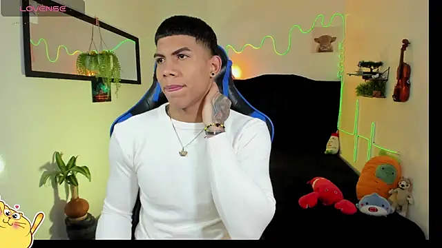 Damian latinxxx online show from February 25, 12:11 am