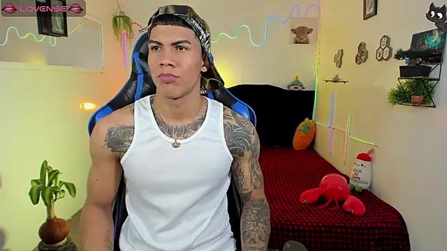 Damian latinxxx online show from February 14, 3:18 am