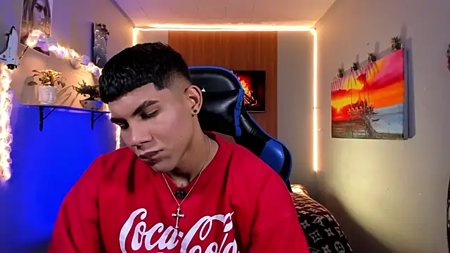 Snapshot of Damian_latinxxx chatting on July 29, 9:08 am Damian latinxxx online show from July 29, 9:08 am