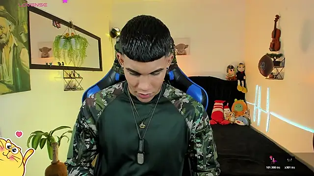 Damian latinxxx online show from March 25, 2:33 am