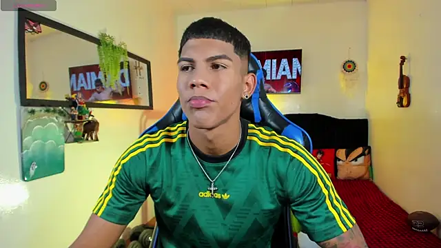 Damian latinxxx online show from June 15, 3:07 am
