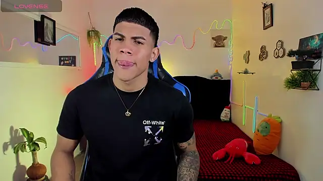 Damian latinxxx online show from February 13, 3:17 am