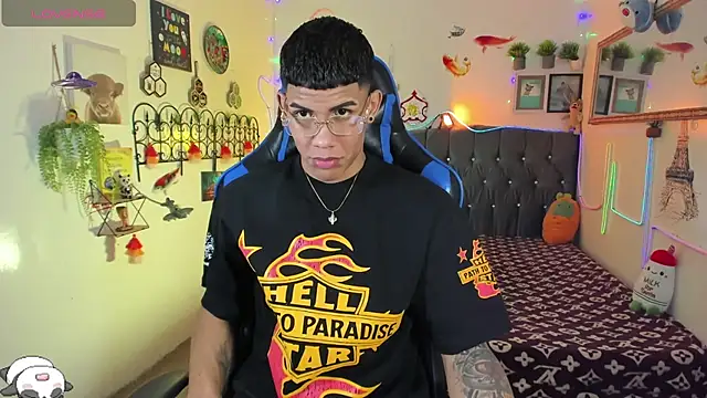 Damian latinxxx online show from January 14, 3:10 am