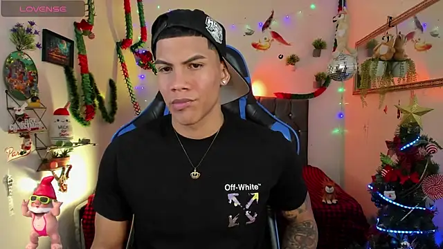 Damian latinxxx online show from December 17, 3:11 am