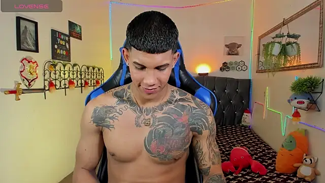 Damian latinxxx online show from January 31, 7:12 pm