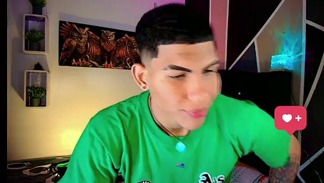 Snapshot of Damian_latinxxx chatting on March 16, 3:04 am Damian latinxxx online show from March 16, 3:04 am