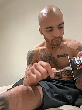 JohnnyDeep187 online show from September 29, 9:38 am