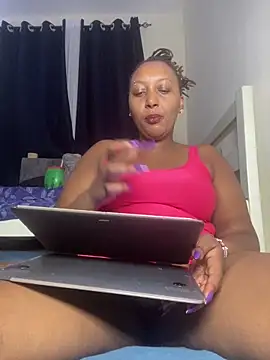 Snapshot of nasty_rasta chatting on June 22, 8:39 pm nasty rasta online show from June 22, 8:39 pm