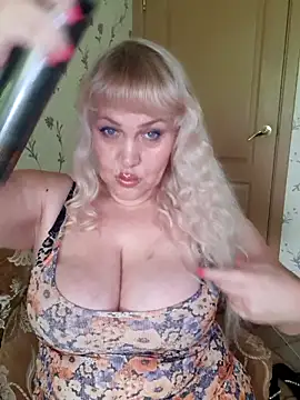IsabellaBoni online show from May 20, 6:54 am