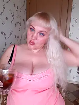 Snapshot of IsabellaBoni chatting on November 21, 7:29 am IsabellaBoni online show from November 21, 7:29 am