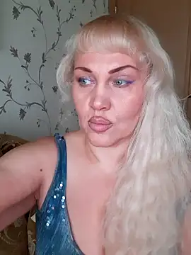 IsabellaBoni online show from January 12, 7:15 am