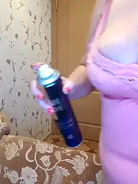 Snapshot of IsabellaBoni chatting on November 18, 6:50 am IsabellaBoni online show from November 18, 6:50 am