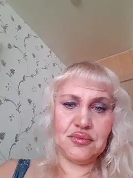 IsabellaBoni online show from February 13, 7:30 am