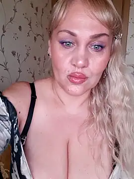 IsabellaBoni online show from March 26, 6:22 am