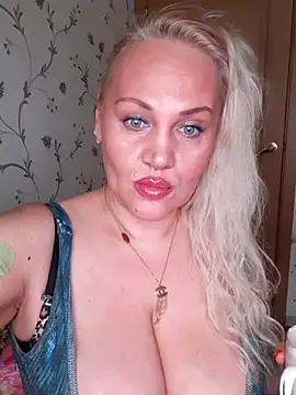 IsabellaBoni online show from January 8, 7:14 am