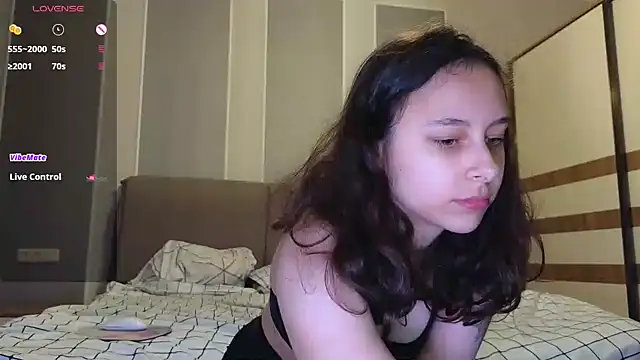 Snapshot of Agatha_Sade chatting on February 11, 6:33 pm Agatha Sade online show from February 11, 6:33 pm