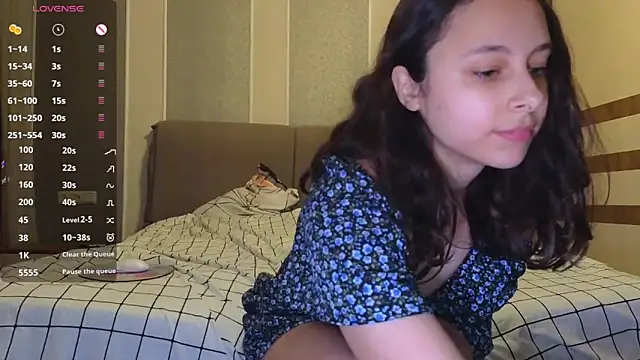 Snapshot of Agatha_Sade chatting on March 3, 6:13 pm Agatha Sade online show from March 3, 6:13 pm