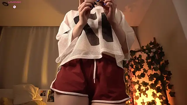 brendacom online show from April 3, 4:13 pm