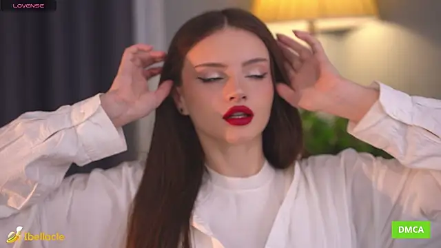 Snapshot of Bellacle chatting on February 16, 8:02 am Bellacle online show from February 16, 8:02 am