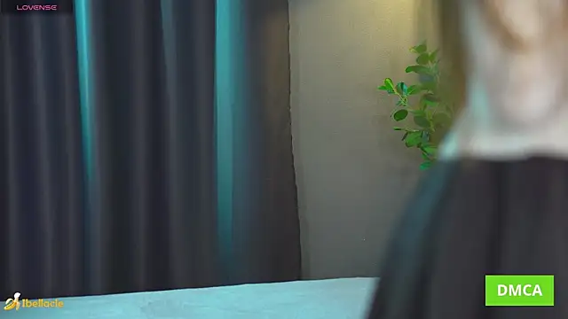 Snapshot of Bellacle chatting on January 14, 7:45 am Bellacle online show from January 14, 7:45 am