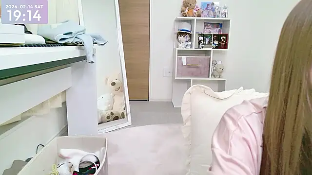 -SHINON- online show from February 14, 10:15 am