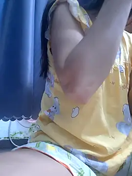 Snapshot of Baby-sexytits18 chatting on September 21, 11:32 pm Baby-sexytits18 online show from September 21, 11:32 pm