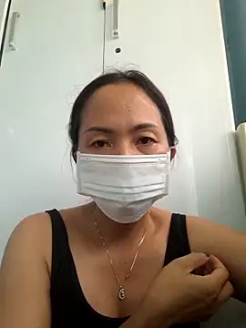 Snapshot of Baby-sexytits18 chatting on March 19, 6:24 am Baby-sexytits18 online show from March 19, 6:24 am