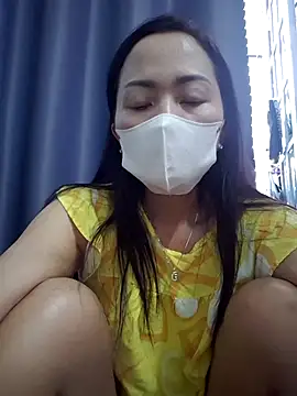 Baby-sexytits18 online show from November 25, 11:27 pm