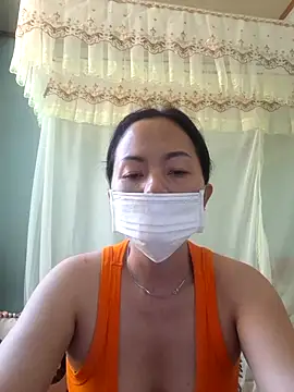 Snapshot of Baby-sexytits18 chatting on March 22, 3:41 am Baby-sexytits18 online show from March 22, 3:41 am