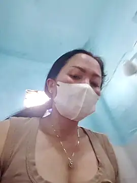 Baby-sexytits18 online show from November 7, 1:21 am