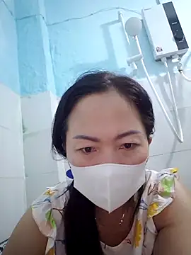 Baby-sexytits18 online show from November 11, 11:53 pm