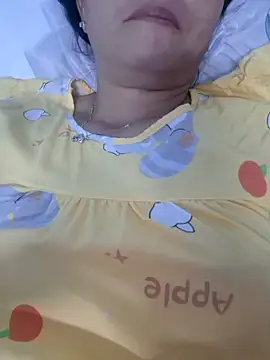 Baby-sexytits18 online show from December 1, 12:50 pm