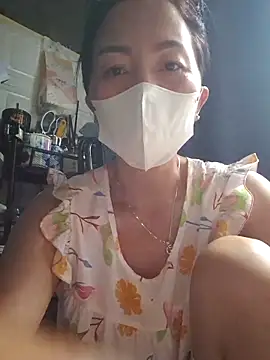 Baby-sexytits18 online show from November 2, 11:43 pm